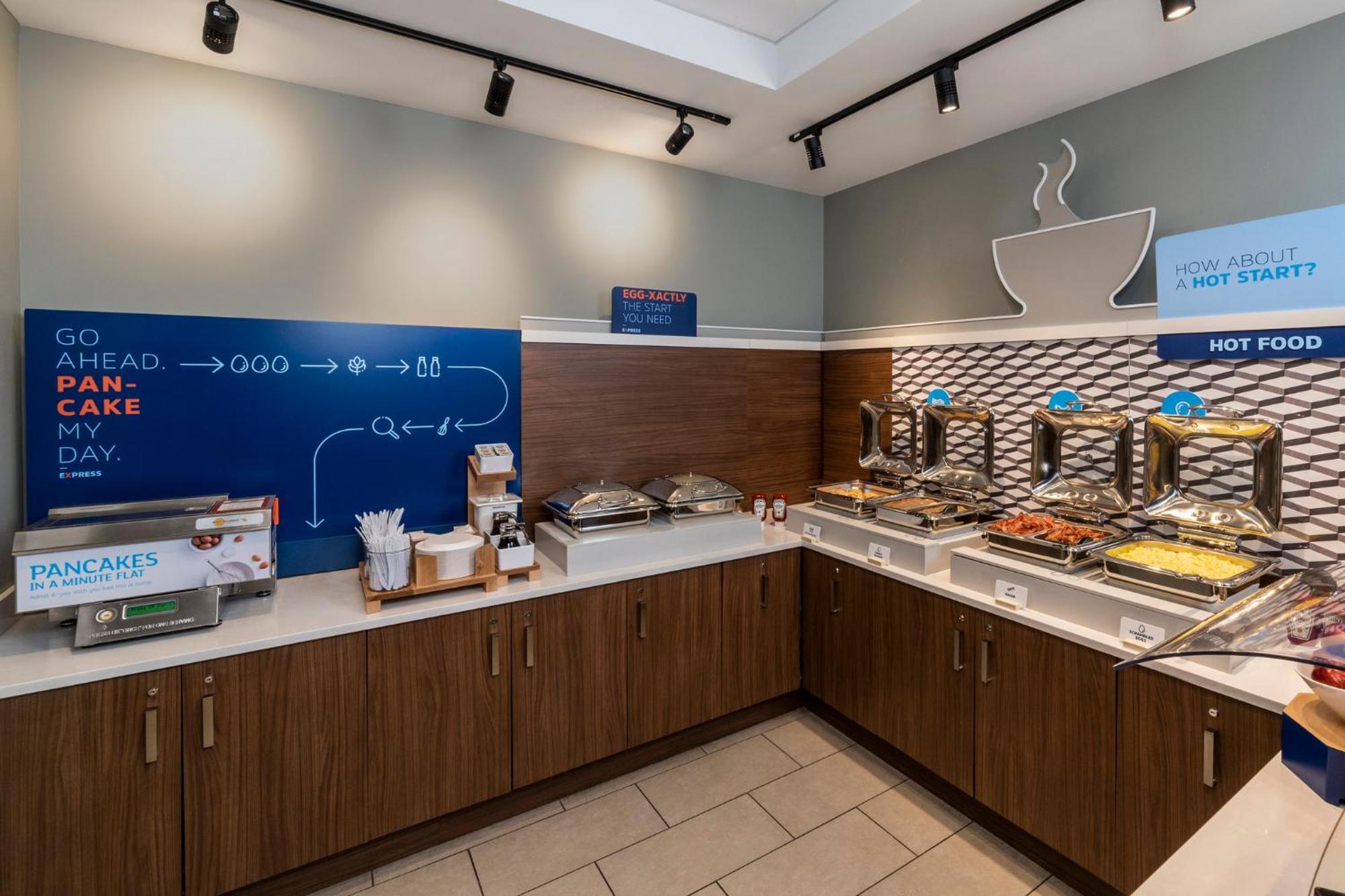 Holiday Inn Express Hotel & Suites North Bay By Ihg Eksteriør bilde